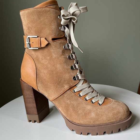 S Madden LONDRA Suede Camel Block Heel Ankle Bootie LaceUp Platform Like New - Picture 1 of 16